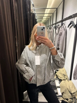 Rutig jacka - Slutsåld rutig jacka från Zara😍