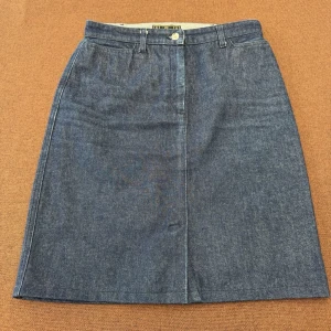 Fendi Jeans Denimkjol (L)  - Mycket gott begagnat skick!  1046