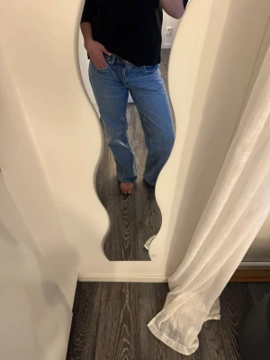 Blå jeans  - Fina jeans från lager❣️Skriv vid fler frågor eller bilder!❣️