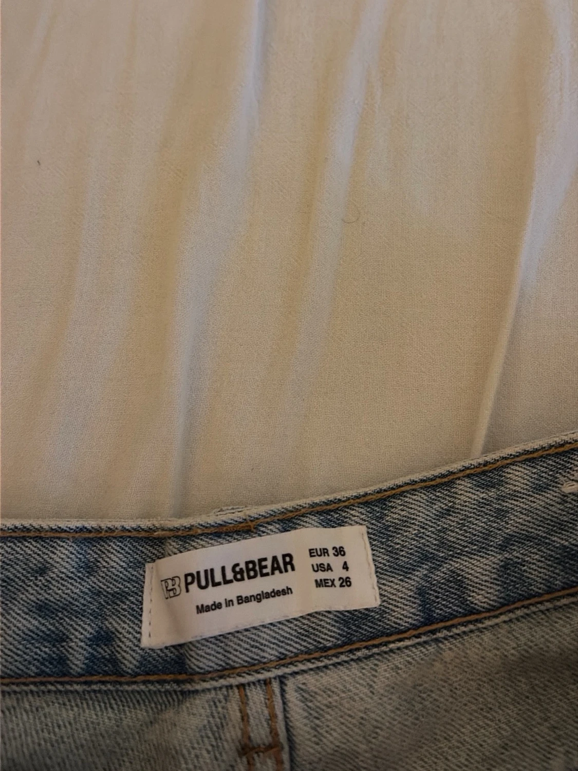 Ljusblå raka jeans - 2