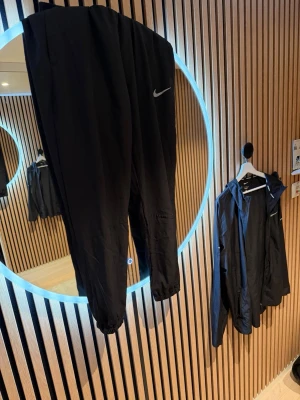 nike windbreaker tracksuit - selling  nike  wind breaker tracksuit 