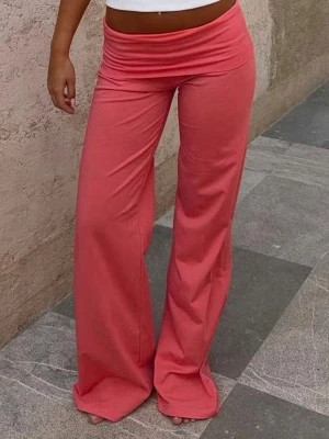 Coral byxor  - Coral pants från Gina Tricot 14+, storlek xs. Använda ca 2 gånger, inga defekter. Har kvar prislapp ifall det önskas. Sitter skit snyggt i rumpan men hade ingen bild på det tyvärr, skriv om ni vill ha fler bilder. (Första bilden är från Pinterest) ljuset var inte så bra på mina bilder 💕💕