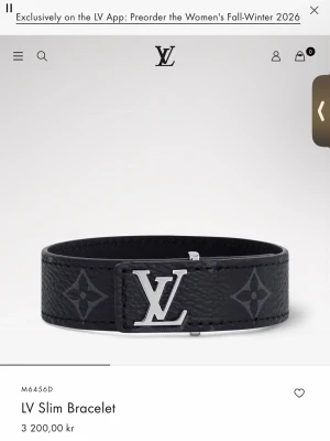 LV Slim Bracelet svart armband - Säljer detta lv armbandet som nytt och såklart äkta