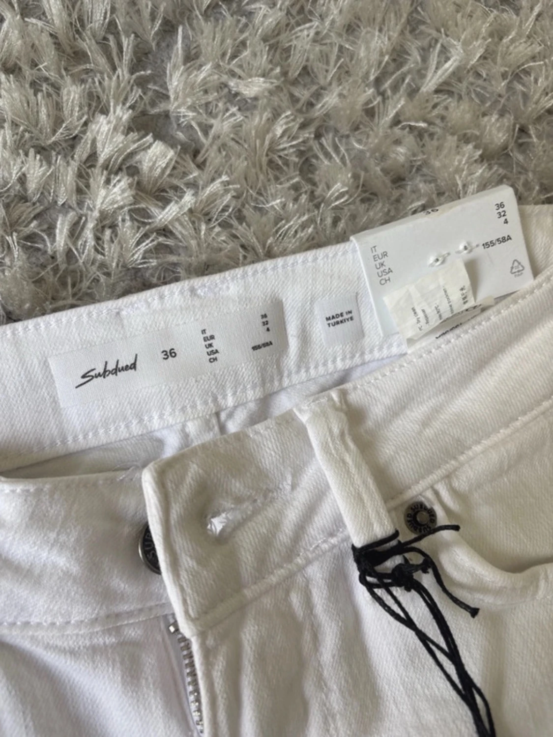 Subdued vita lågmidjade jeans bootcut - 4