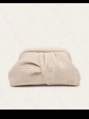 Beige stickad Clutch - Jättefin Clutch 😍