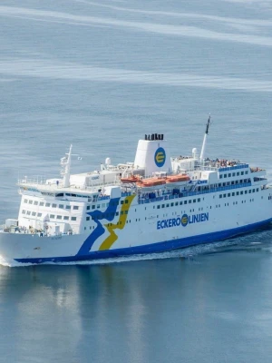 Dagskryssning med Eckerölinjen för 1-4 personer, värdekod - Dagskryssning med Eckerölinjen för 1-4 personer inkl. bussanslutning. Med värdekoden kostar det 50 kr/person.  Giltig till och med: 2026-09-24  Värdekoden mejlas efter betalningen. 