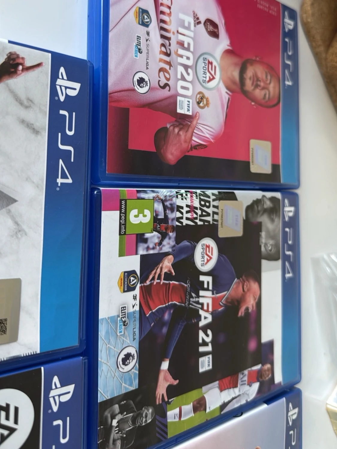 Samling FIFA & FC PS4-spel - 3