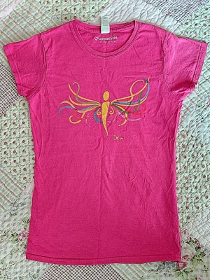 Y2K baby tee - Figurnära passform. Storlek S. Skriv gärna vid frågor! 💛