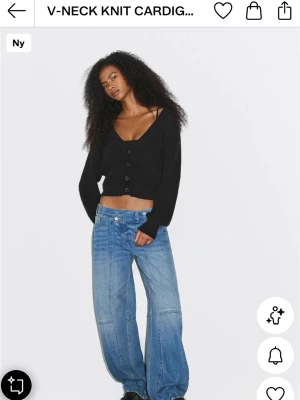 Svart kofta - Svart kofta från stradivarius (str teen), aldrig använd, prislapp kvar. Nypris 299kr 
