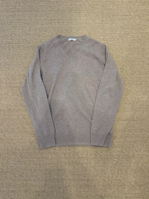 J Lindeberg kashmir pullover - Kashmir pullover från J Lindeberg - Storlek M - Skick 8/10 - 100% Kashmir