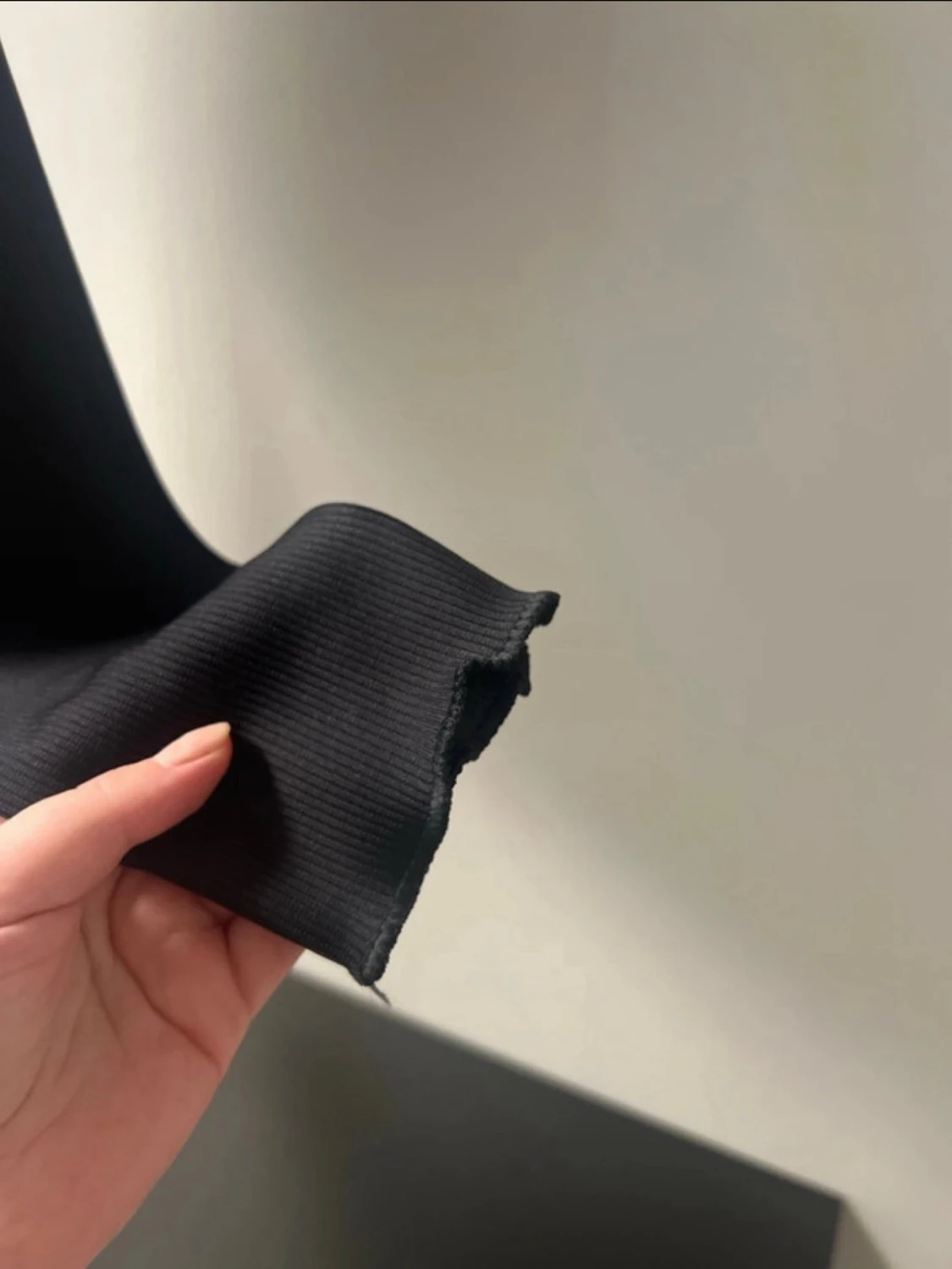 Svart ribbad polotopp från Nike - 3