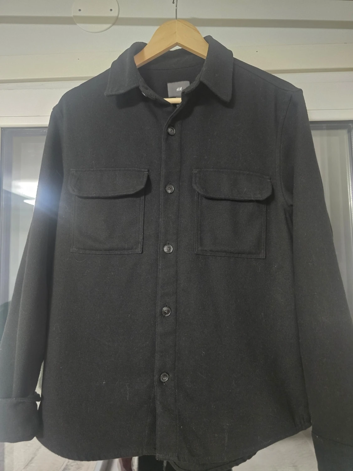 Svart overshirt från H&M