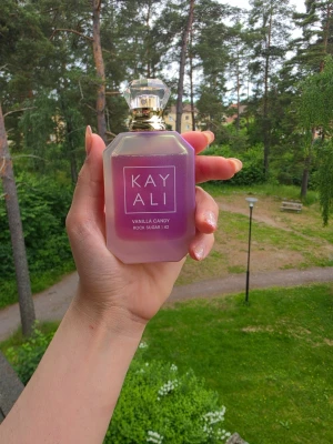 Kayali Vanilla Candy - Knappt använd, nypris 1139kr