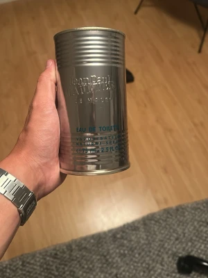 Jean Paul Gaultier Le Male parfym - Säljer en Jean Paul Gaultier Le Male Eau de Toilette i nyskick. Deon går att få me. Nytt