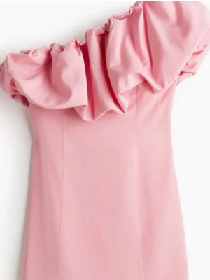 Rosa offshoulder klänning med volang - Hm klänning