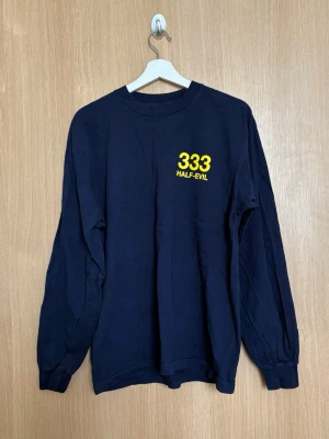 HalfEvil Longsleeve - Använd 1 gång