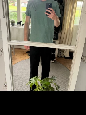 Tommy Hilfiger T-Shirt - T-Shirt från Tommy Hilfiger i bra skick. Nypris 500kr