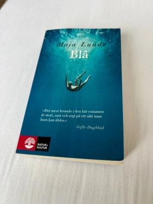 Blå av Maja Lunde - Boken Blå av Maja Lunde. På svenska🌸
