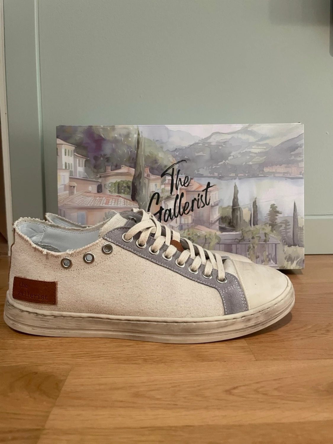The gallerist sneakers