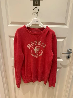 Morris sweatshirt - Snygg Morris tröja. Använd men Fint skick. Stl M. Frågor? Kom dm. Allt gott, mvh Noah