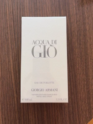 Agua Di Gio parfym - Helt ny parfym, köpt på tax free, inplastad box, 100 ml, nypris 1250 kr