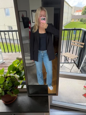 Levis jeans  - Lågmidjade bootcut jeans från Levis 