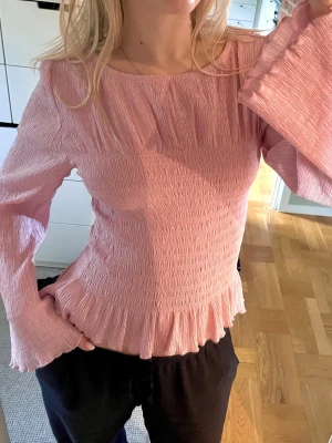 Rosa blus  - Såå fin