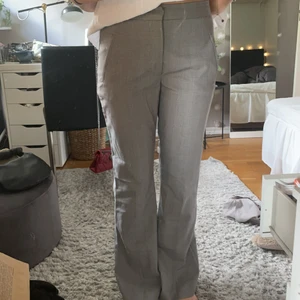 Kostymbyxor - Säljer dessa kostymbyxor från zara❤️😌