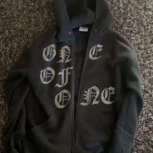 Og zip svart one of one hoodie  - Cond 9/10 storlek s