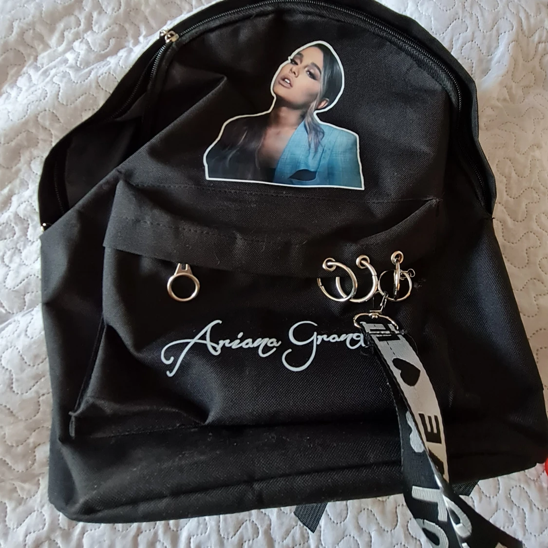 Ariana Grande ryggsäck