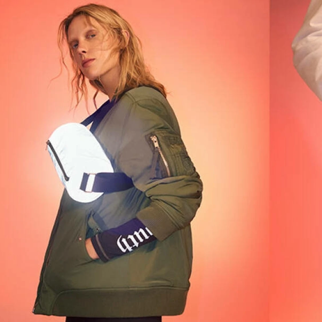 Weekday reflexväska bumbag  - 90