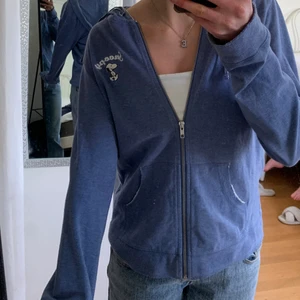 Snoopy hoodie - Snoopy hoodie från gammal HM🤍 