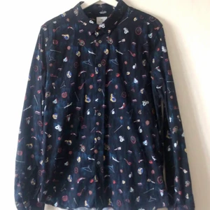 Paul Smith Skjorta Slim Fit XL - Fräsch skjorta för finare tillställningar. Köpt för 1800kr förra året, använd 1 gång.