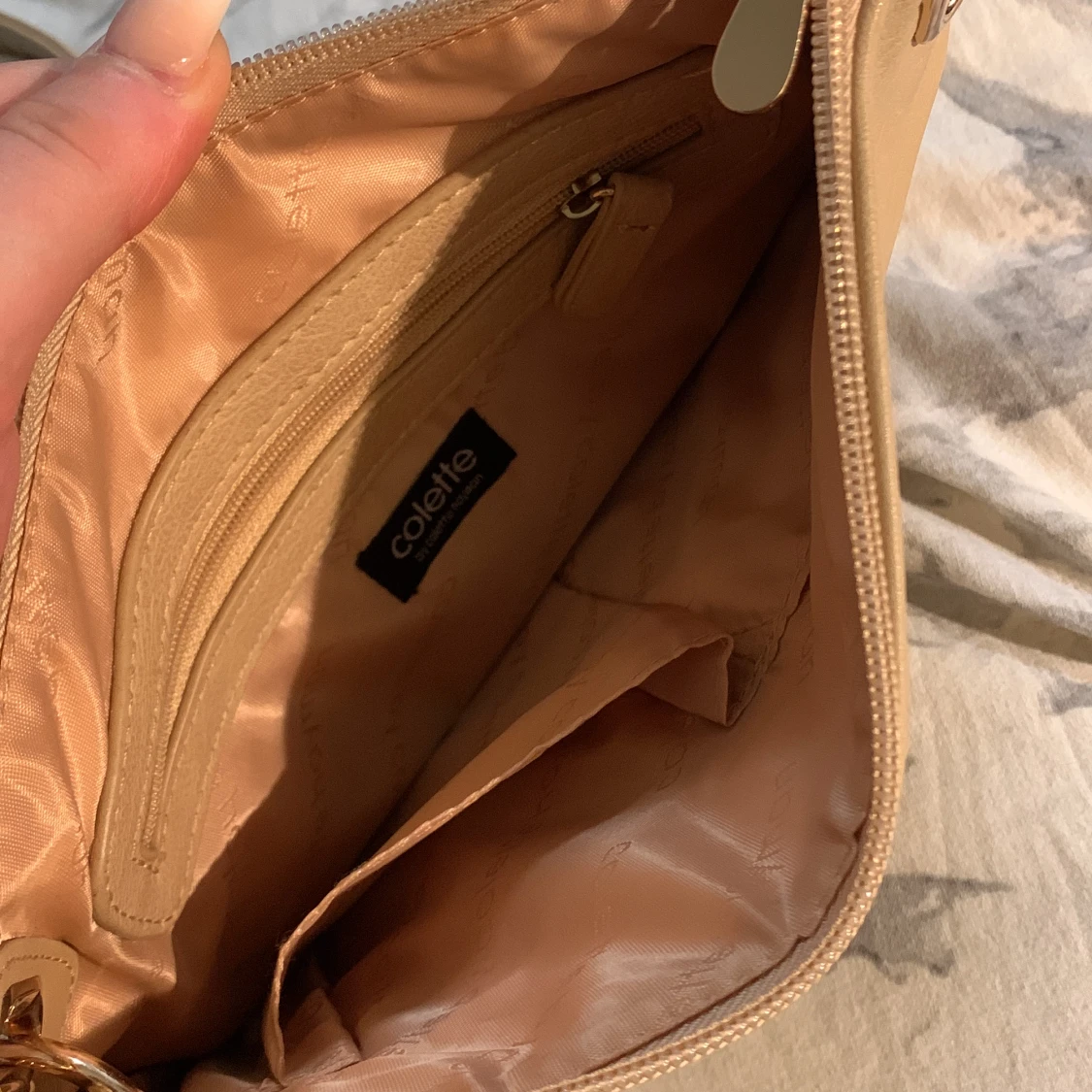 Beige axelväska - 91