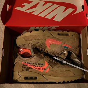 Off white - Off white Nike Air Max 90 ”desert ore”, size 45eu, Cond 9/10