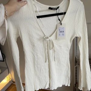 Knyttopp - Från bikbok, oanvänd 