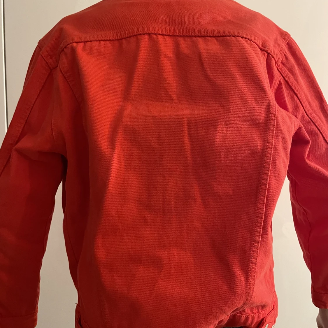 Röd jacka - 90