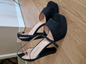 Pumps - Snygga klackskor från Shein