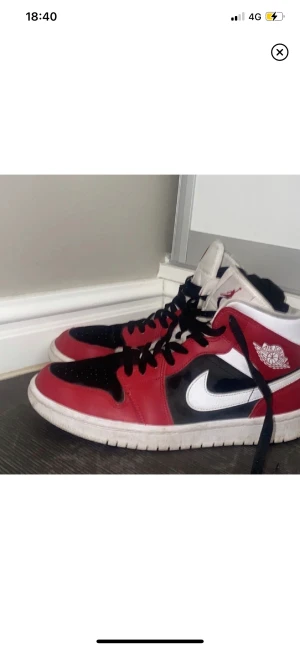 Jordens skor  - Säljer nu mina otroligt snygga jordens skor. Passar mig som har 39 i skostorlek💕