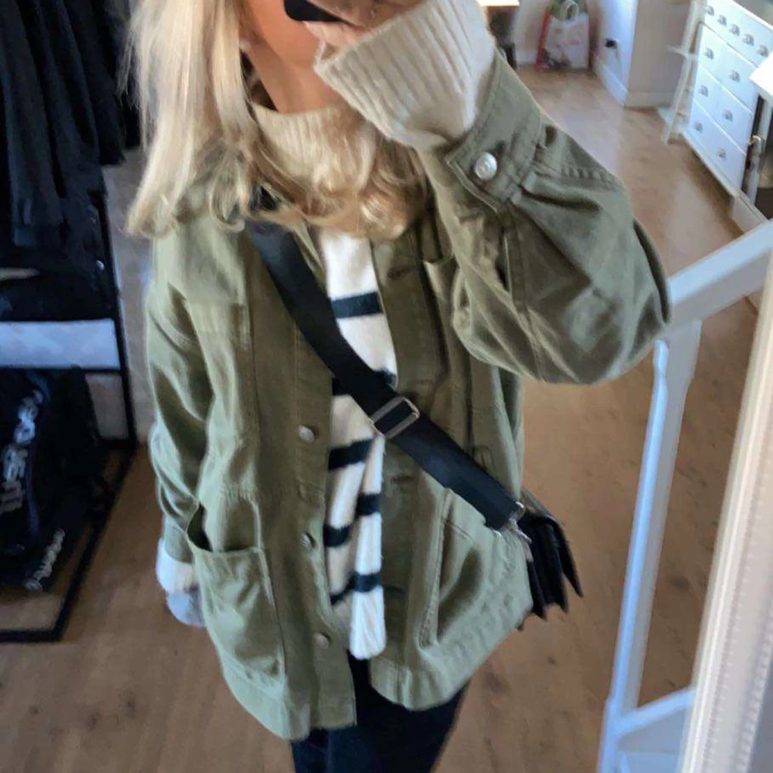 Grön jeansjacka  - 91