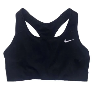 Nike Performance band bra - Sport-bh från Nike i storlek S (liten i storleken) med medium support. Oanvänd, har endast provat den. (LÄS BIO) 🤎 Frakt ingår ej i priset