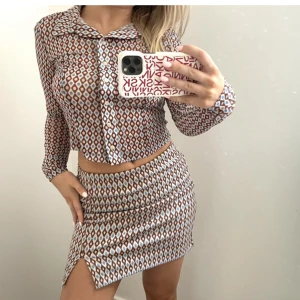 Unikt sett - Helt fantastiskt set som tyvärr inte kommer till användning, helt nytt med prislappar kvar!! ❤️❤️