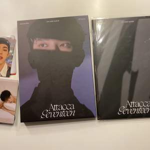 Attacca Seventeen Album med 24 photocards och en mindre ”photocard bok/korthållare”. Skriv ifall ni undrar något mer.