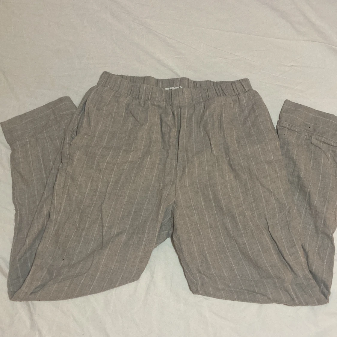 Beiga mysbyxor från Oysho, S