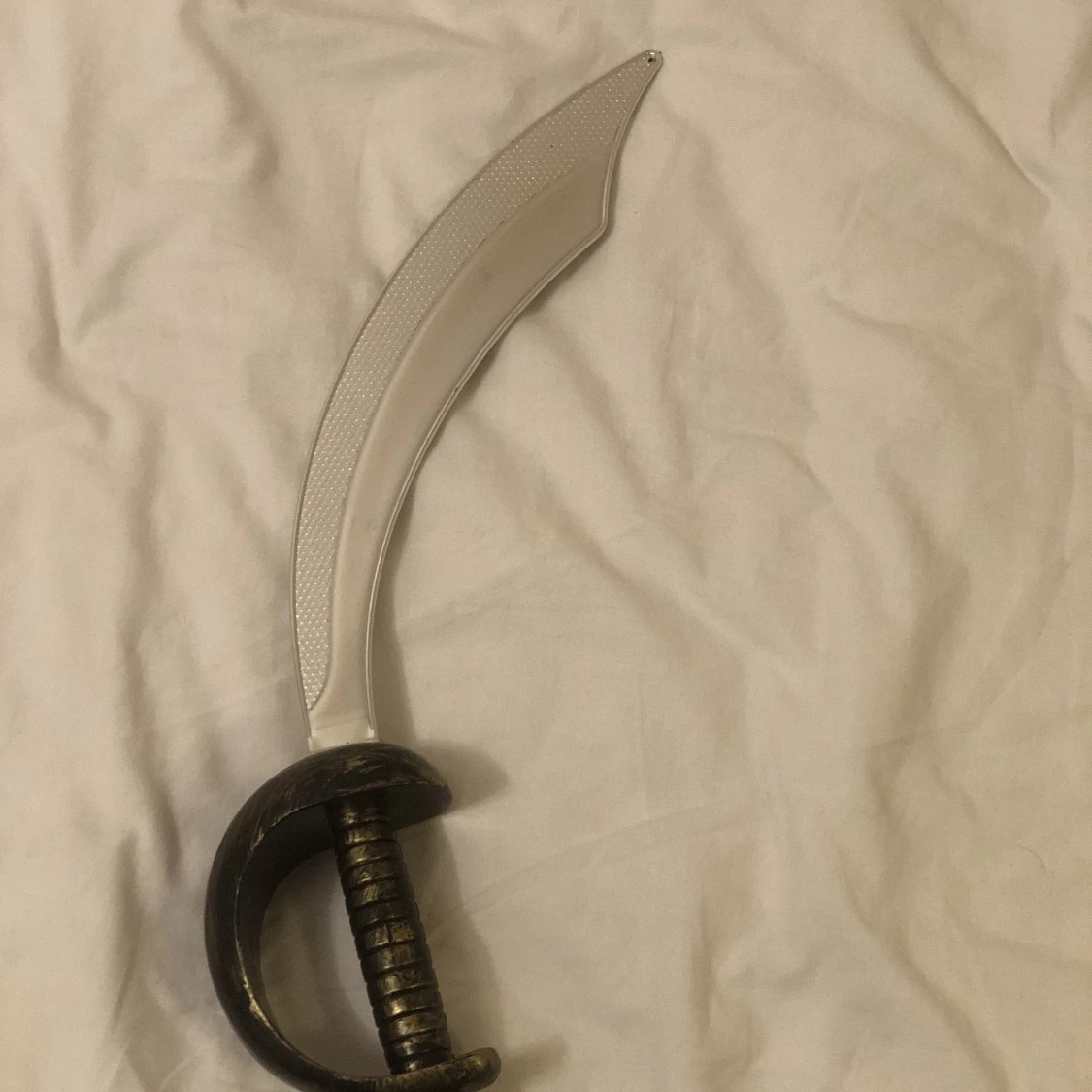 Piratklänning med låtsas svärd - 91