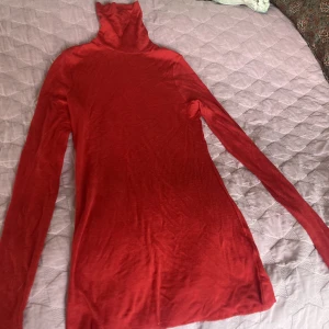 Arket polo merino m - Arket polo i 100% merinoull strl M. I princip oanvänd.