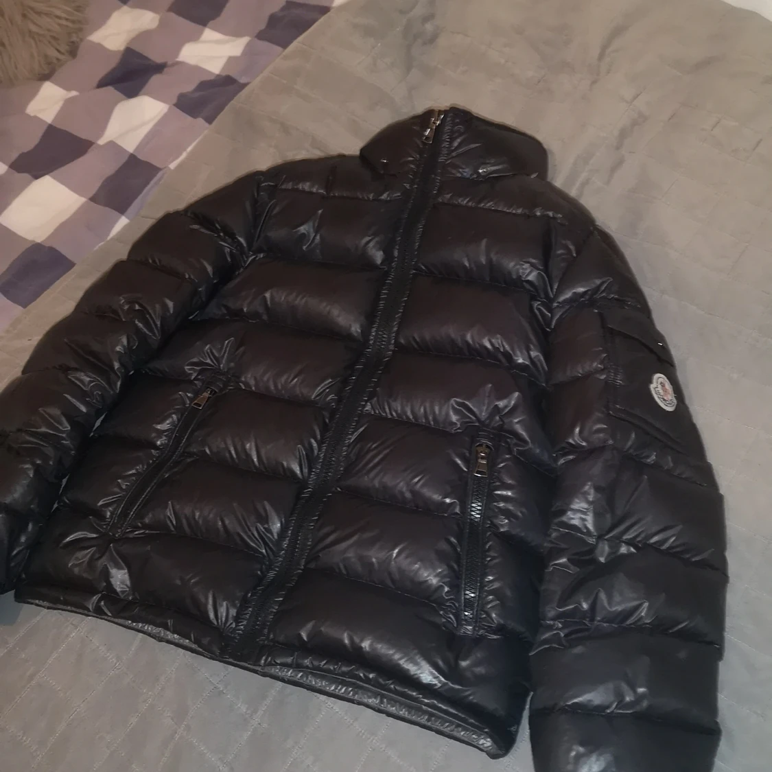 Moncler jacka strorlek 12år/152cm