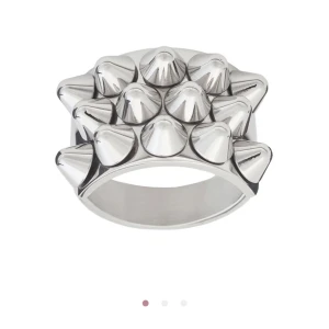 Edblad - Säljer den här ringen, ge gärna bud😊😊❤️