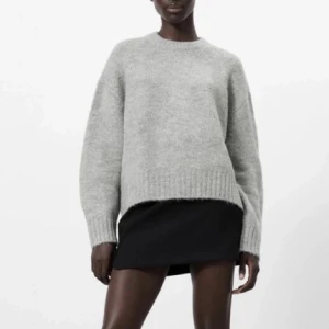 Grå tröja från zara - Säljer den perfekta grå stickade tröjan från zara💗