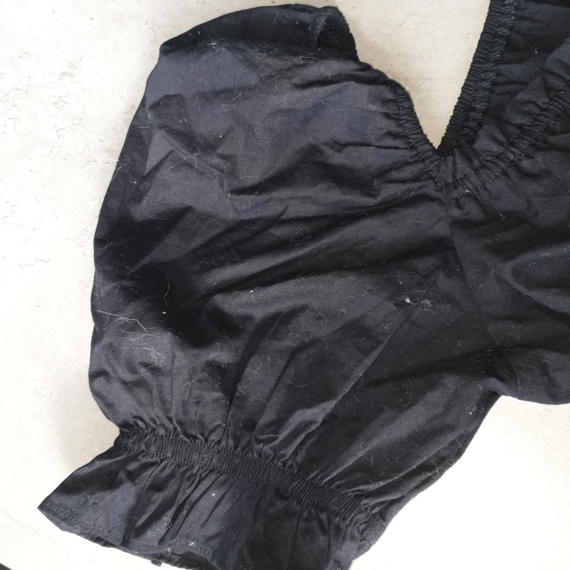 H&M top (magtröja med urrigning)  - 91